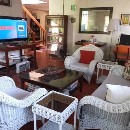 Casa Joaquin Bnb Taguig Ngoại thất bức ảnh